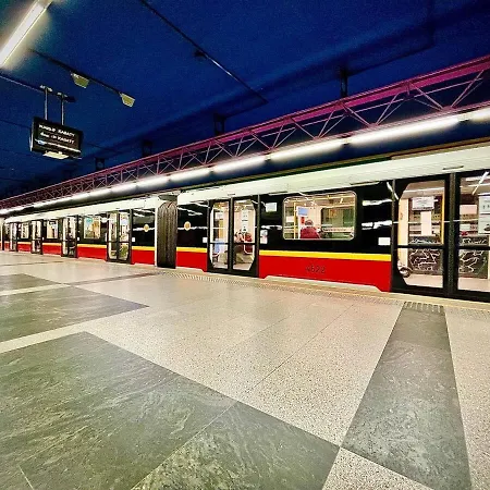 Apartamento Super Yellow 2x Metro Fast Wifi 1 Gbs Netflix Panorama Miasta