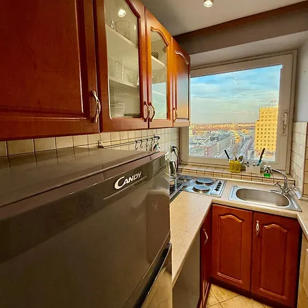 Apartamento Super Yellow 2x Metro Fast Wifi 1 Gbs Netflix Panorama Miasta