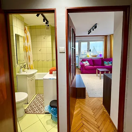 Super Yellow 2x Metro Fast Wifi 1 Gbs Netflix Panorama Miasta * Varsóvia